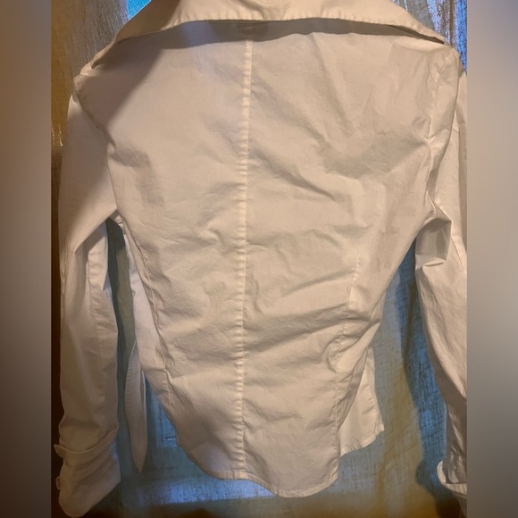 Riveted by Lee white cross wrap long sleeve blouse size small unique crossover - Picture 5 of 6